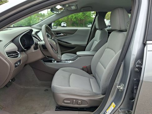 Used 2024 Chevrolet Malibu LT FWD image 13