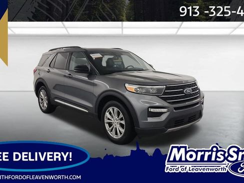 Used 2024 Ford Explorer XLT w/ Equipment Group 202A AWD/4WD image 1