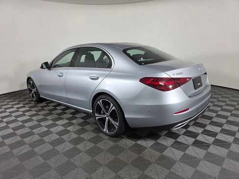 Used 2025 Mercedes-Benz C 300 Sedan image 4