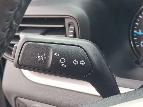 Used 2023 Ford Explorer XLT image 26