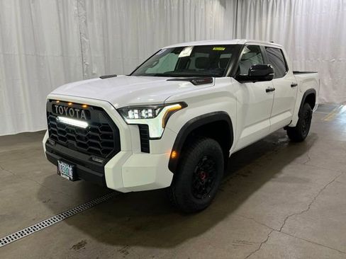 Used 2025 Toyota Tundra TRD Pro w/ Tow Tech Package AWD/4WD image 8