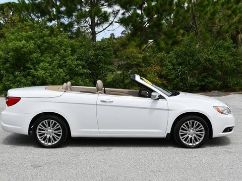 Used 2012 Chrysler 200 Limited FWD image 43