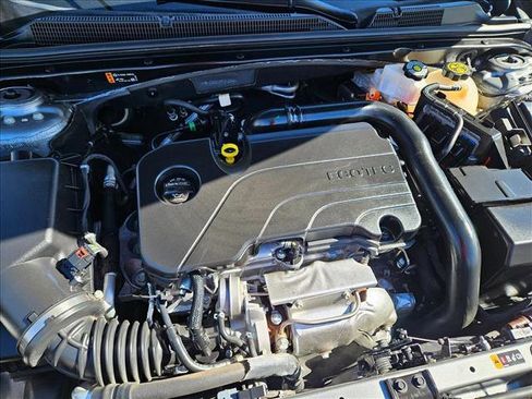 Used 2023 Chevrolet Malibu LT image 21