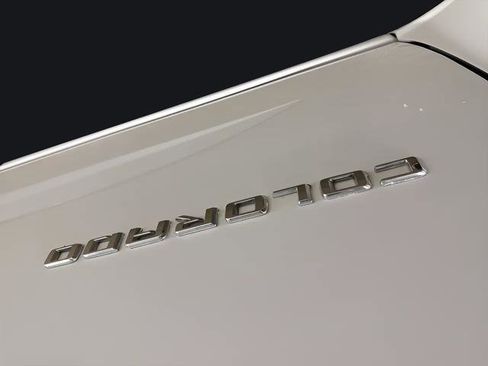 Used 2022 Chevrolet Colorado LT w/ Safety Package image 7