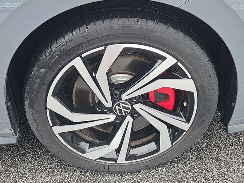 Certified 2023 Volkswagen Jetta GLI Autobahn FWD image 31