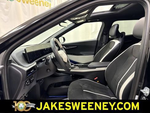 Used 2025 Kia EV6 GT-Line image 12