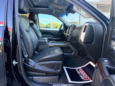 Used 2018 GMC Sierra 1500 Denali w/ Denali Ultimate Package AWD/4WD image 39