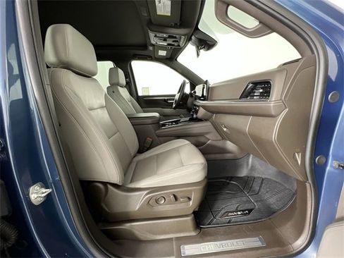 Used 2025 Chevrolet Tahoe LT w/ Sun And Tow Package image 29