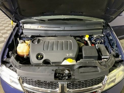 Used 2017 Dodge Journey SXT w/ Comfort/Convenience Group image 34