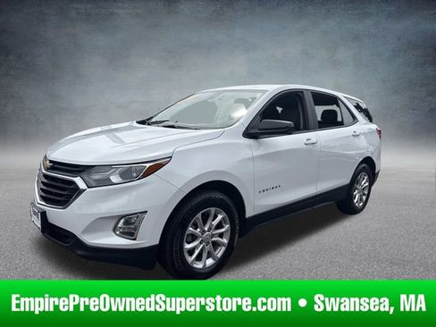 Used 2021 Chevrolet Equinox LS w/ LS Convenience Package image 1