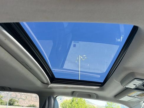Used 2020 Toyota 4Runner SR5 Premium w/ Moonroof Package AWD/4WD image 16