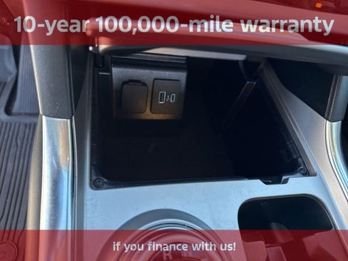 Used 2023 Ford Explorer XLT w/ Equipment Group 202A image 19