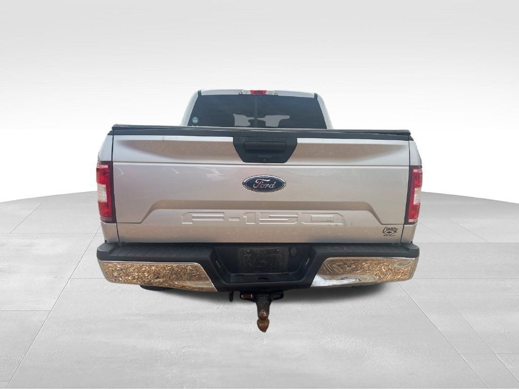 Used 2018 Ford F150 XLT AWD/4WD image 4