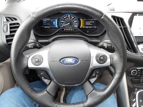 Used 2016 Ford C-MAX Energi SEL w/ Equipment Group 303A image 15