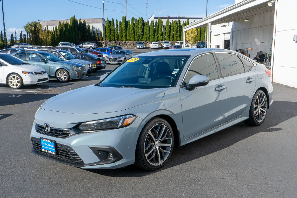 Used 2023 Honda Civic Touring image 6