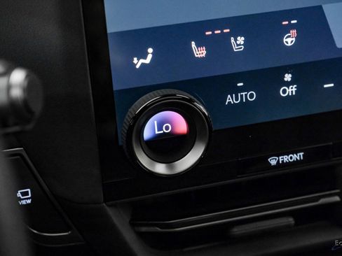 Used 2025 Lexus GX 550 image 64