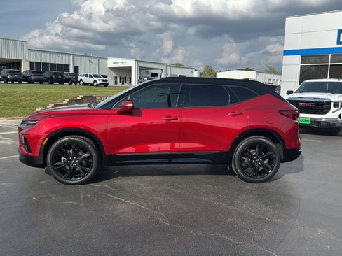 Used 2022 Chevrolet Blazer RS w/ Enhanced Convenience Package image 8