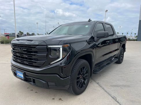 Used 2026 GMC Sierra 1500 Pro w/ Graphite Edition RWD image 5