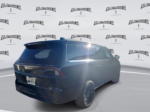New 2025 Lincoln Navigator L Black Label image 5