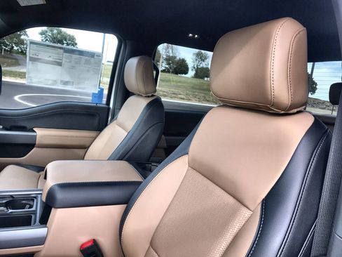 Used 2026 Ford F350 Lariat AWD/4WD image 11