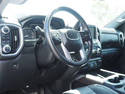 Used 2021 GMC Sierra 2500 Denali w/ Denali Ultimate Package AWD/4WD image 12