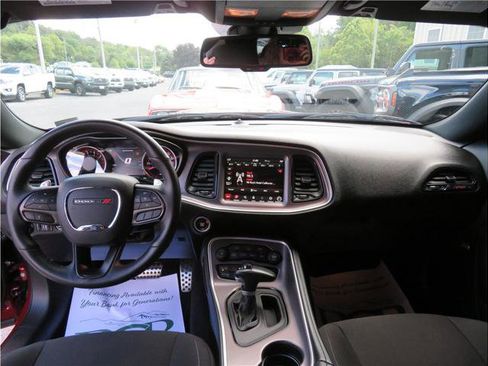 Used 2022 Dodge Challenger R/T Scat Pack image 5