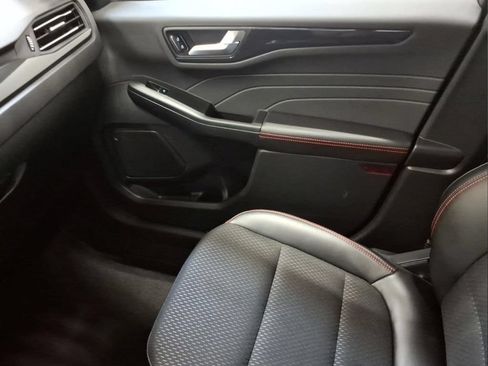 Certified 2026 Ford Escape ST-Line AWD/4WD image 23