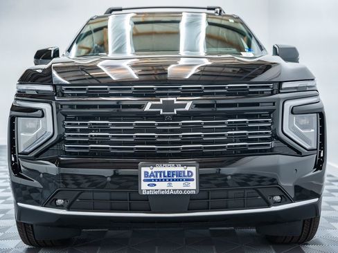 New 2026 Chevrolet Suburban High Country AWD/4WD image 2