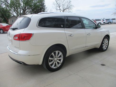 Used 2014 Buick Enclave Premium w/ Trailering Provision Package FWD image 16