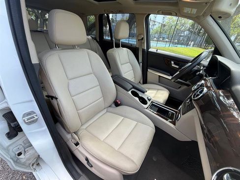 Used 2015 Mercedes-Benz GLK 350 4MATIC image 20