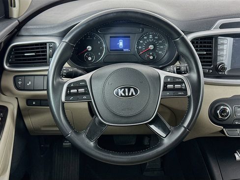Used 2020 Kia Sorento LX w/ LX I4 Convenience Package FWD image 18