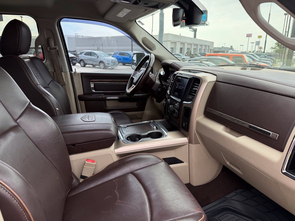 Used 2018 RAM 3500 Laramie Longhorn AWD/4WD image 25
