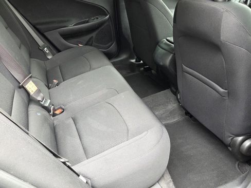 Used 2025 Chevrolet Malibu LS image 10