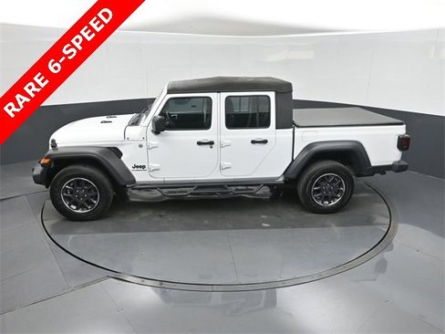 Used 2020 Jeep Gladiator Sport w/ Trailer Tow Package image 32
