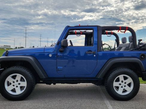 Used 2010 Jeep Wrangler Sport AWD/4WD image 2