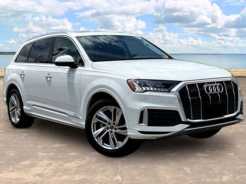 Used 2023 Audi Q7 3.0T Premium Plus w/ Premium Plus Package AWD/4WD image 3