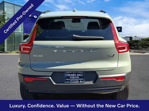 Certified 2024 Volvo XC40 B5 Plus w/ Protection Package Premier AWD/4WD image 6