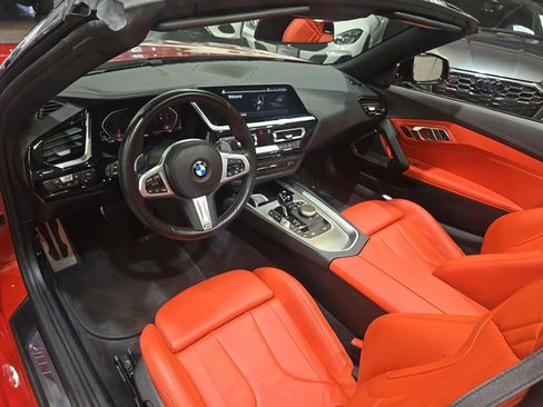 Used 2022 BMW Z4 sDrive30i w/ M Sport Package RWD image 28
