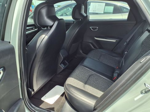 Used 2025 Kia K4 GT-Line w/ GT-Line Sunroof Package FWD image 18