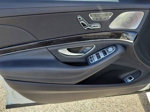 Used 2019 Mercedes-Benz S 450 Sedan image 16