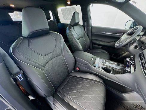 Certified 2025 INFINITI QX60 Autograph w/ Cargo Package image 31