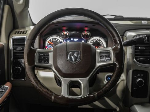 Used 2015 RAM 2500 Laramie w/ Convenience Group AWD/4WD image 15