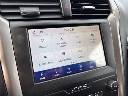 Used 2020 Ford Fusion SE image 24