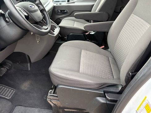 Used 2023 Ford Transit 350 XLT image 22