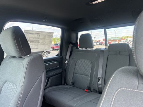 New 2026 RAM 1500 4x4 Crew Cab image 13