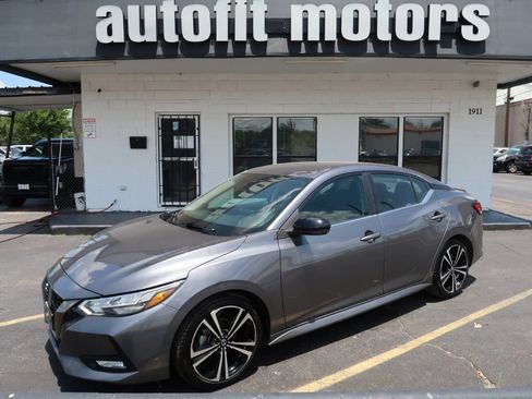 Used 2022 Nissan Sentra SR FWD image 1
