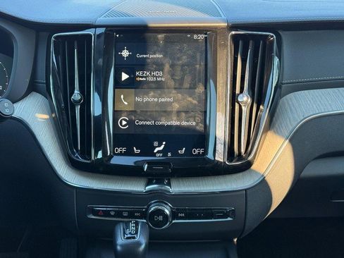 Used 2019 Volvo XC60 T5 Inscription image 14