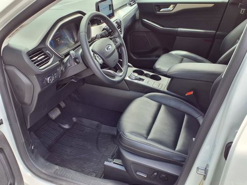 Certified 2022 Ford Escape SEL w/ Technology Package image 7