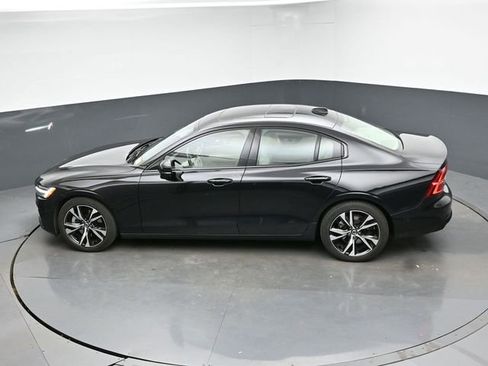 Used 2024 Volvo S60 B5 Plus w/ Climate Package AWD/4WD image 20