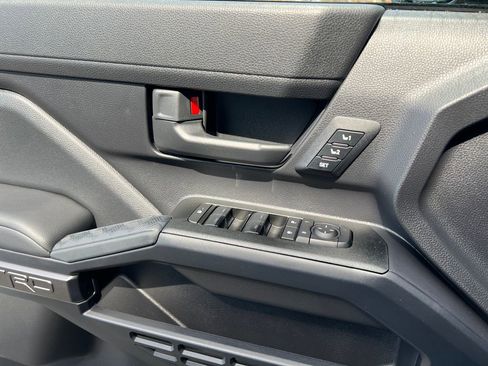 New 2026 Toyota 4Runner TRD Off-Road Premium AWD/4WD image 13